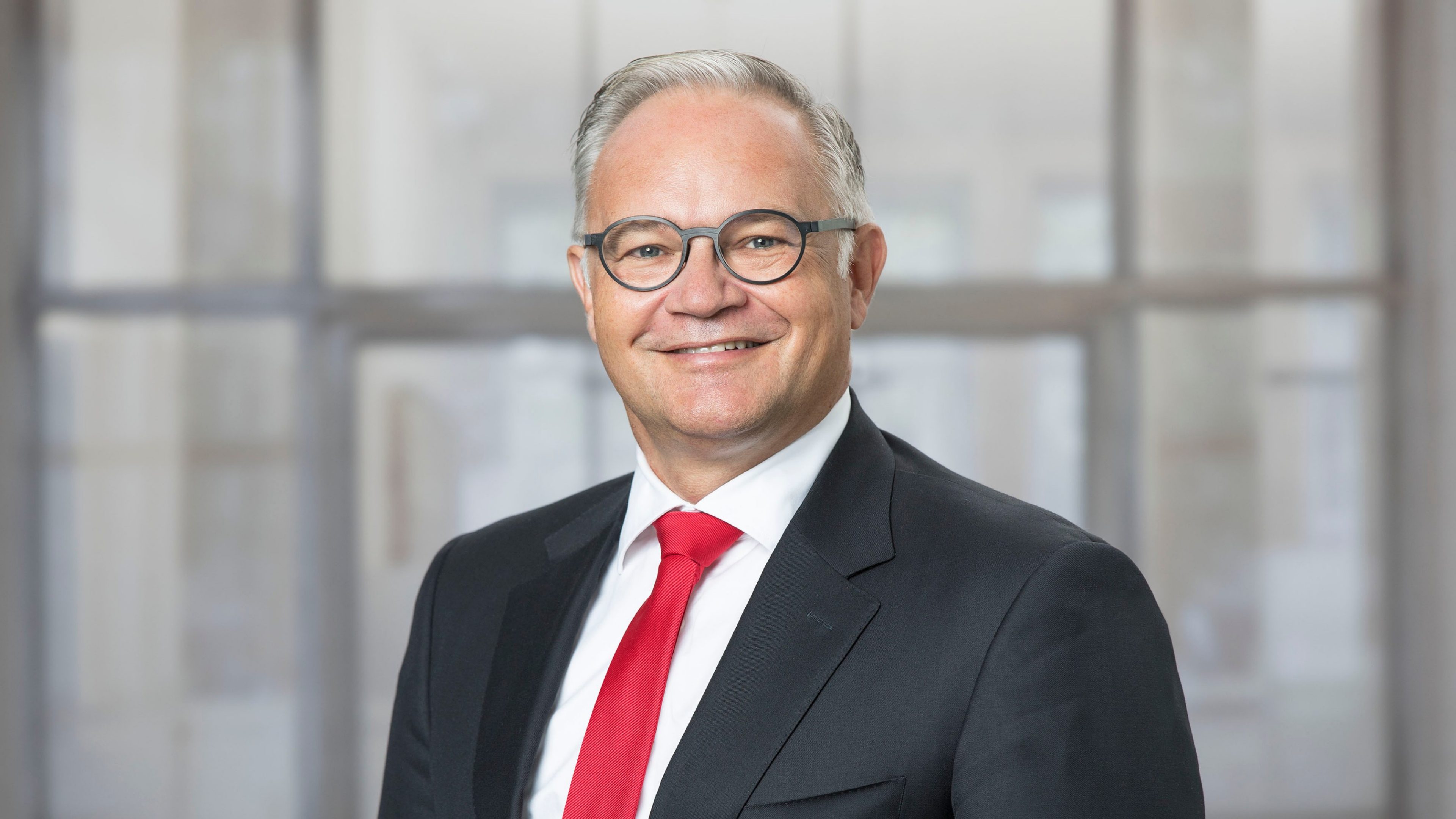 Klaus-Tschuetscher-portrait