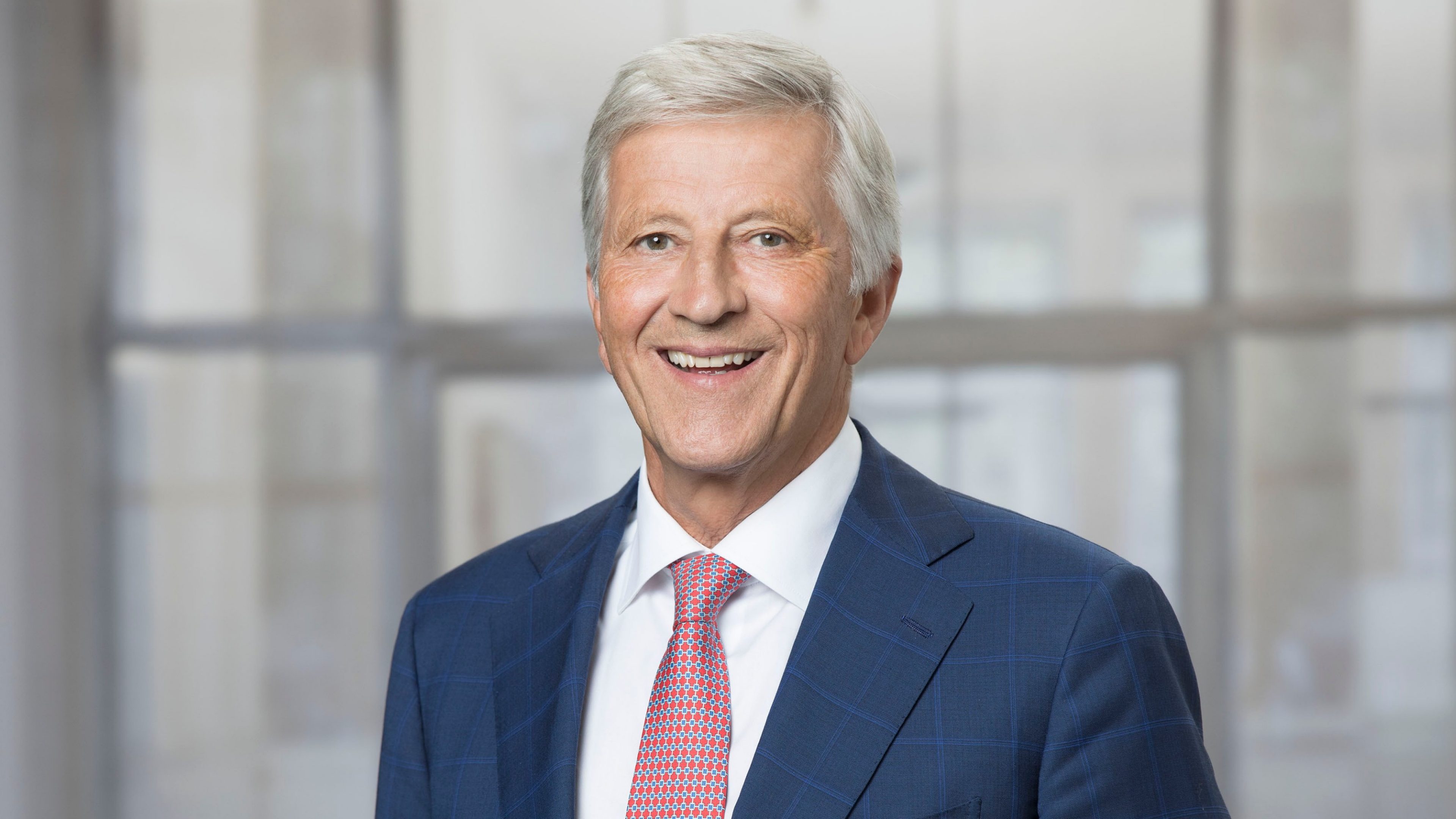 Rolf-Doerig-portrait