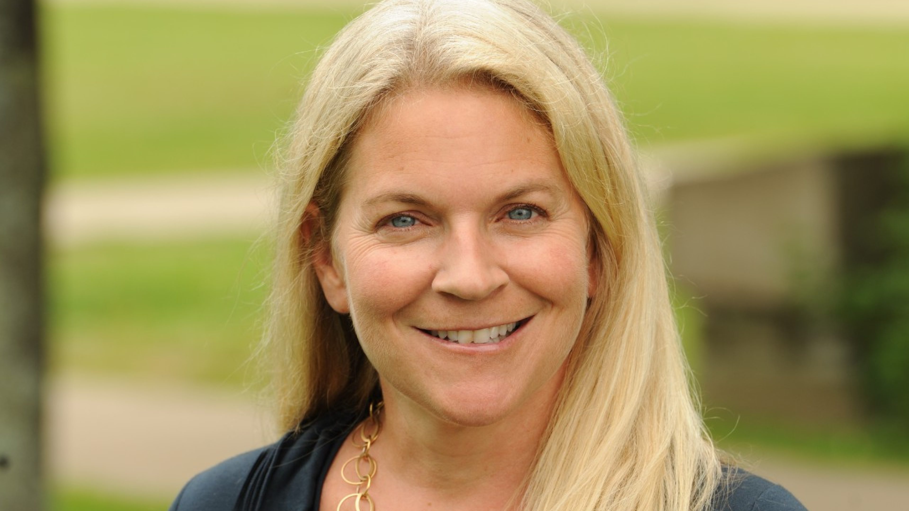 Liesl Gambold Faculty Photo