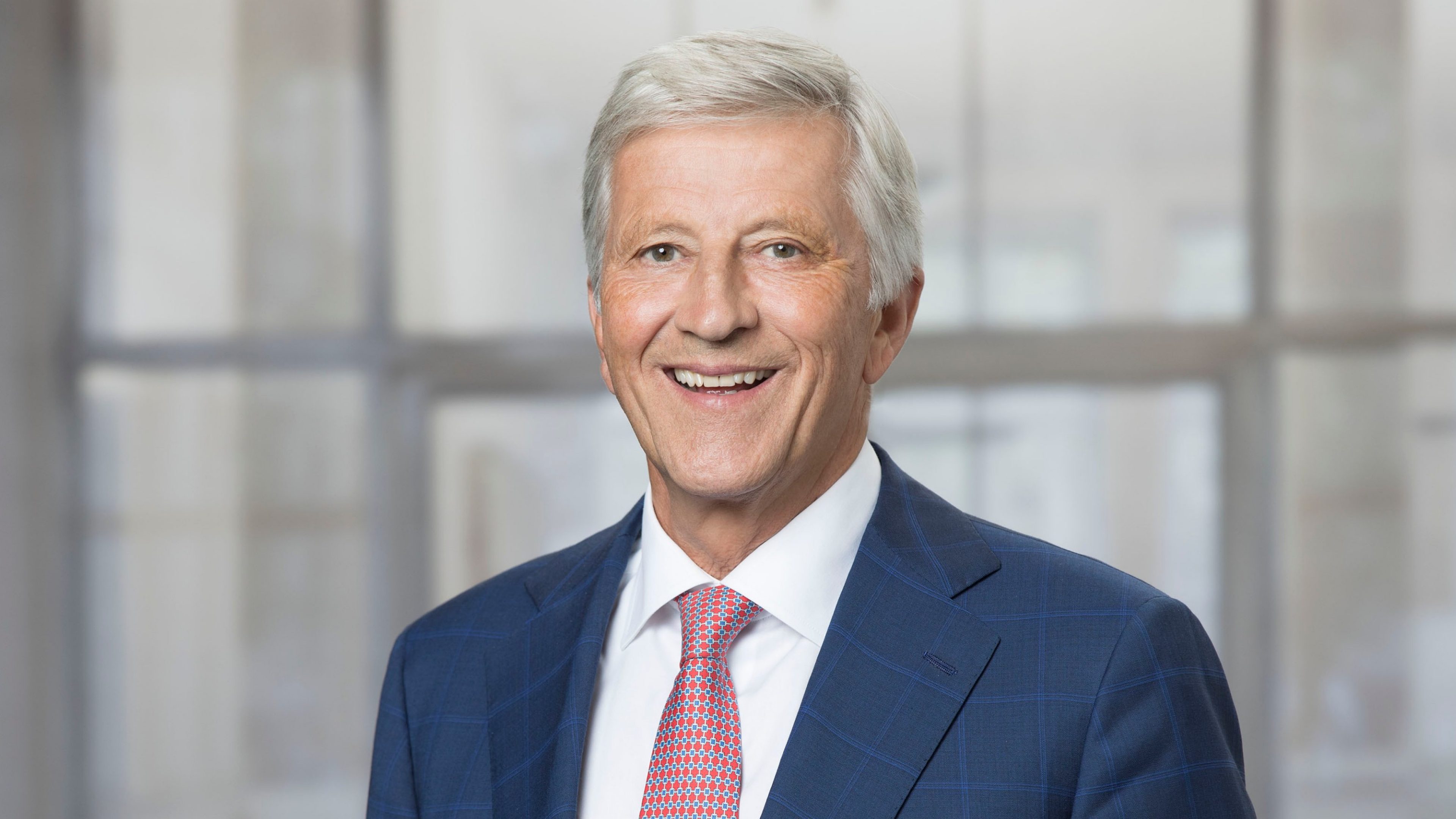 Rolf-Doerig-portrait