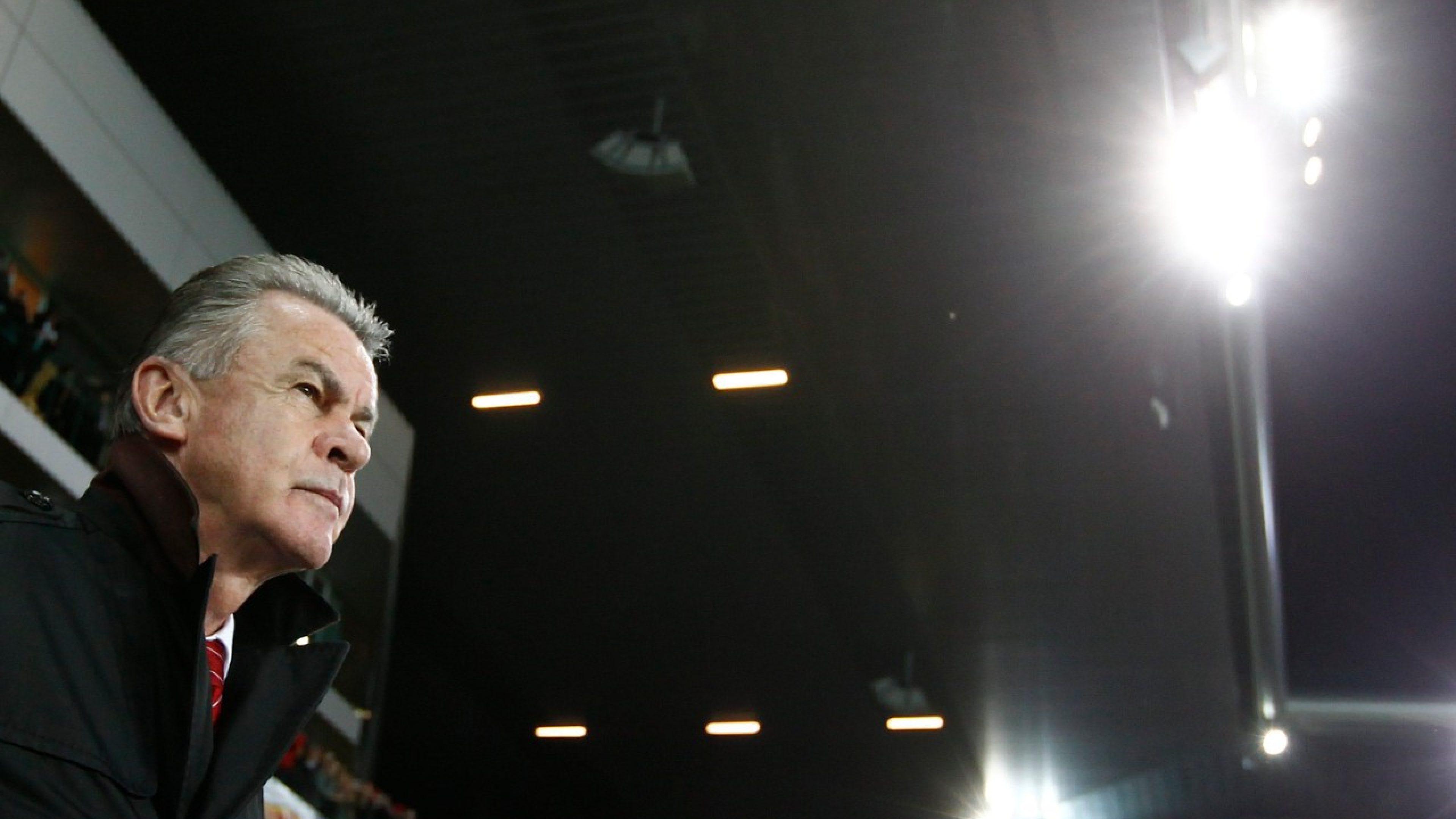 Swiss head coach Ottmar Hitzfeld from Germany looks on prior to the FIFA World Cup 2012 group E qualifying soccer match between Switzerland and Norway at the Stade de Suisse stadium, in Bern, Switzerland, Friday, October 12, 2012. (KEYSTONE/Peter Klaunzer)